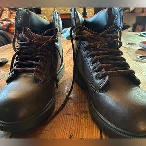 Men’s Size 7 Brahma Steel Toe Brown Work Boots